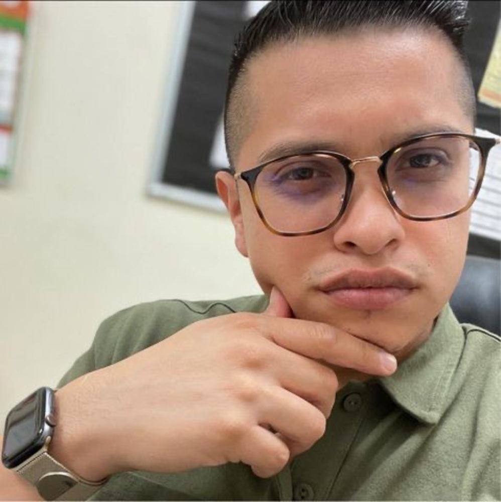 Meet your Posher, Jorge